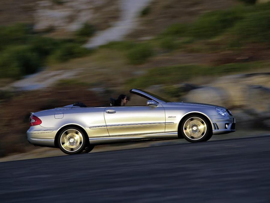  Mercedes-Benz CLK63 AMG Cabriolet 2006 года  (фото 7 из 10)